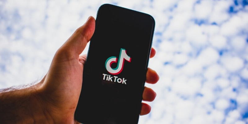 Курс на США та Британію. TikTok проводить реструктуризацію підрозділу e-commerce