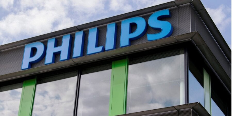 Тримаються за неприбутковий ринок. Philips не планує виходити з Росії